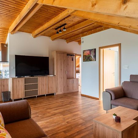 Bed&Breakfast Vinarija Coner Bjelovar Bagian luar foto