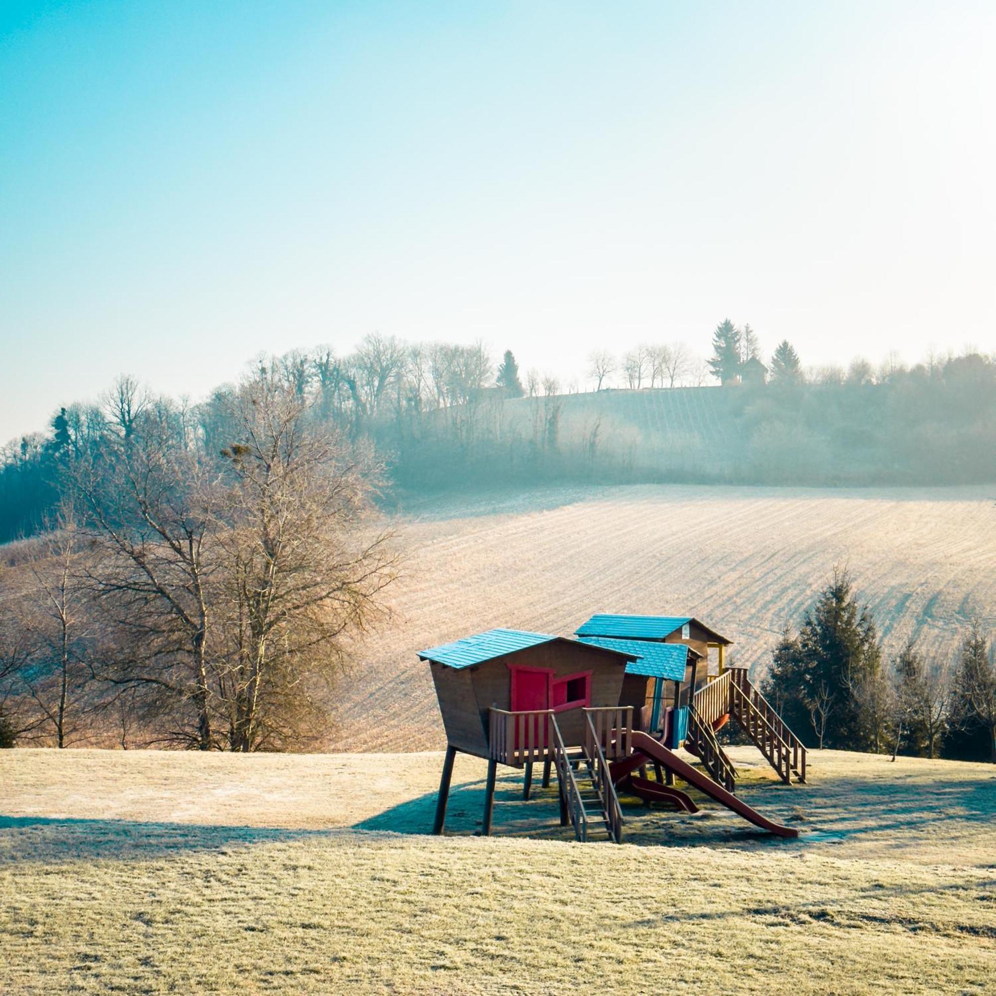 Bed&Breakfast Vinarija Coner Bjelovar Bagian luar foto