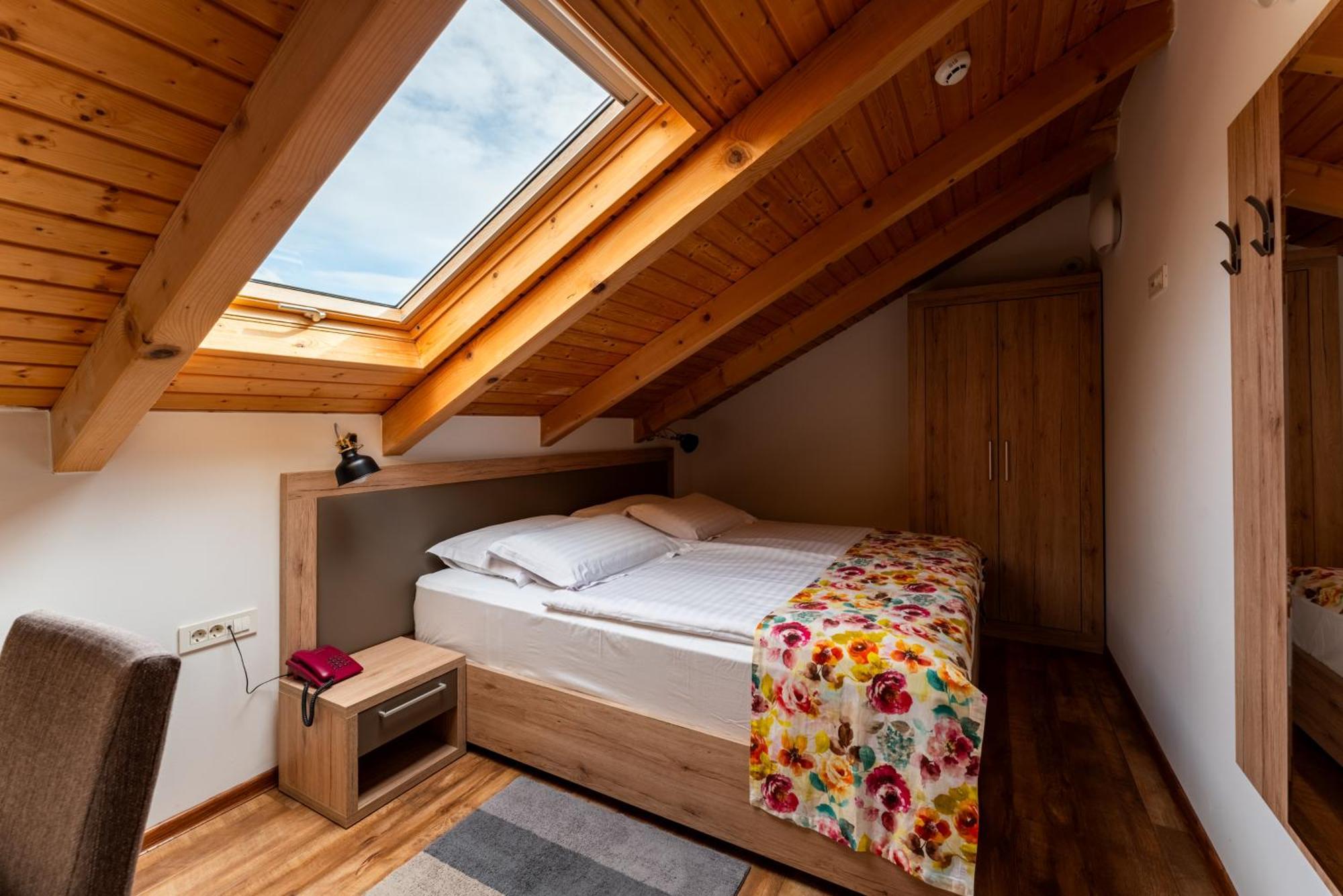 Bed&Breakfast Vinarija Coner Bjelovar Bagian luar foto