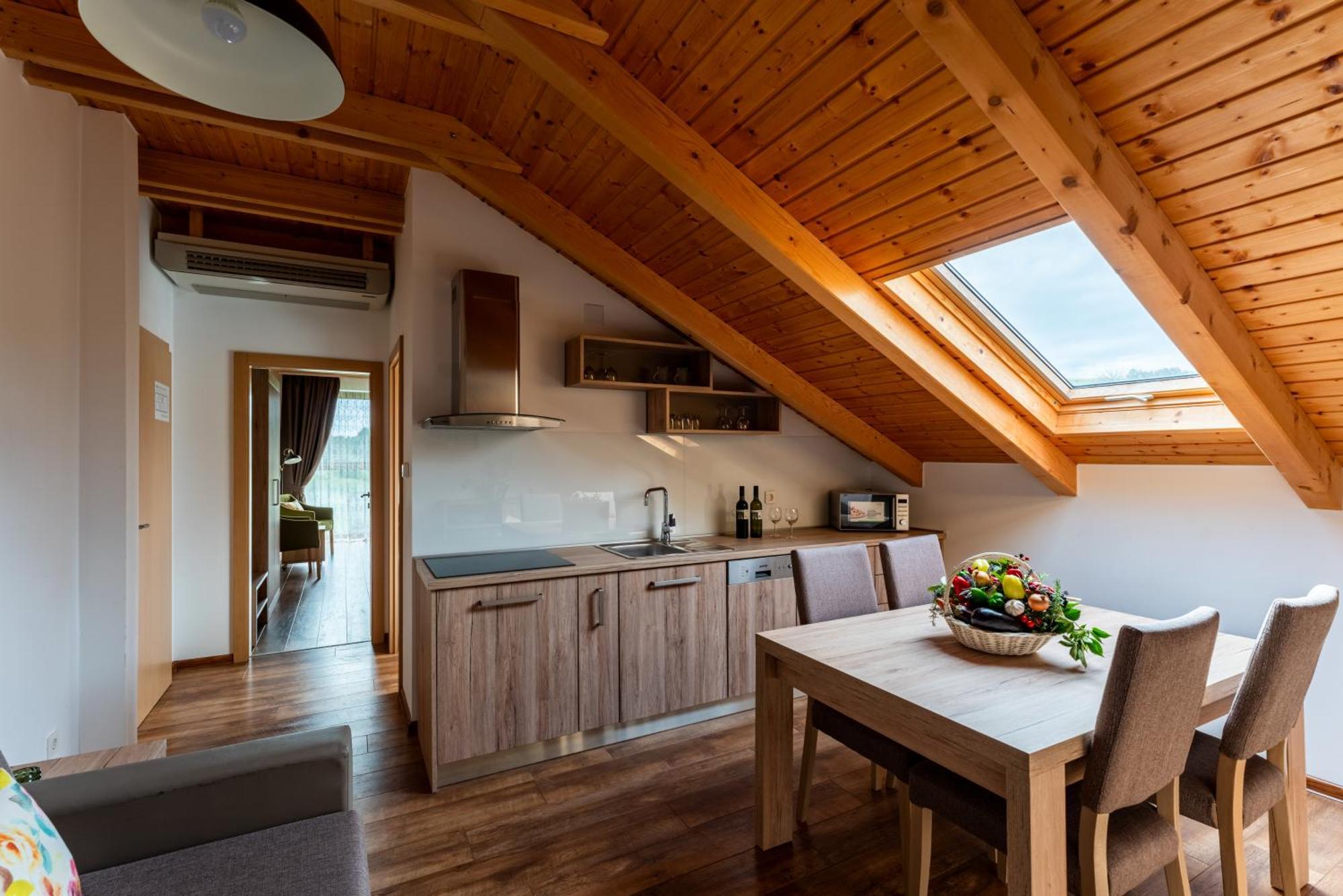 Bed&Breakfast Vinarija Coner Bjelovar Bagian luar foto