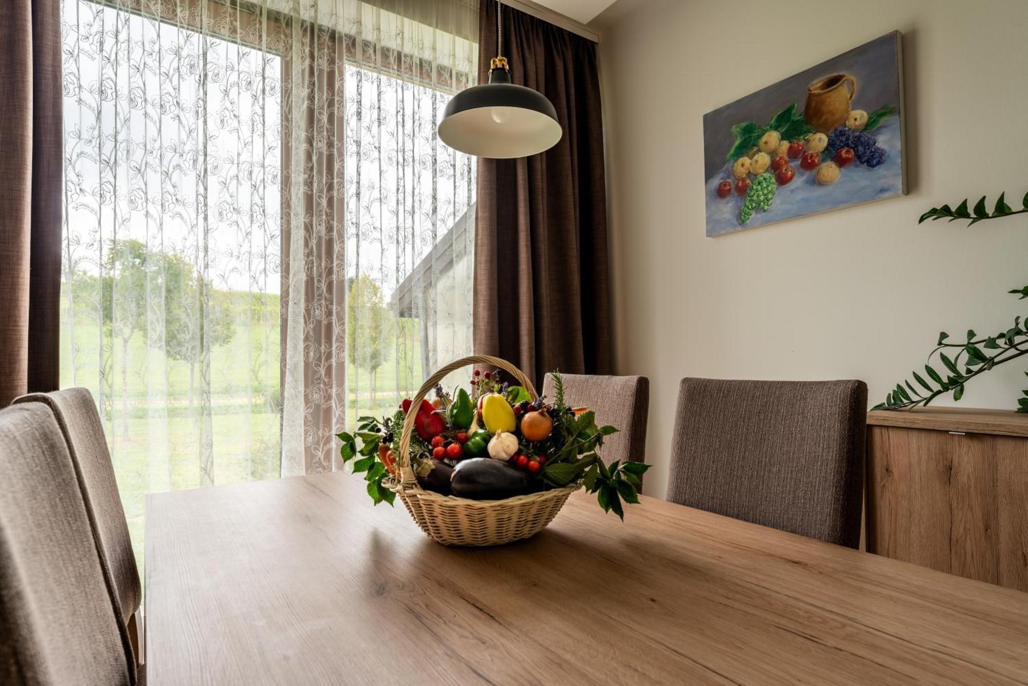 Bed&Breakfast Vinarija Coner Bjelovar Bagian luar foto