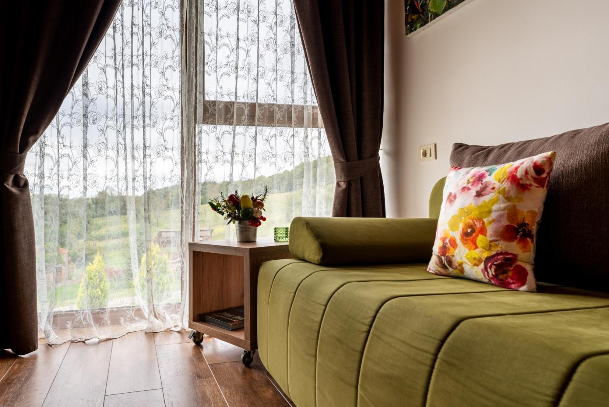 Bed&Breakfast Vinarija Coner Bjelovar Bagian luar foto
