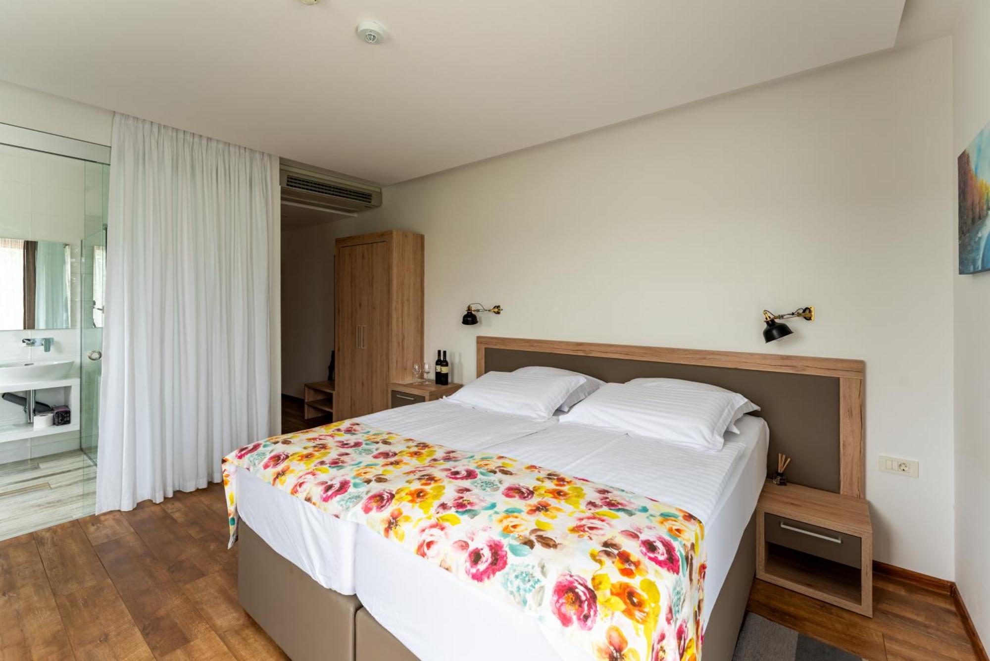 Bed&Breakfast Vinarija Coner Bjelovar Bagian luar foto